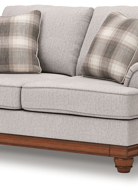 LOVESEATS
