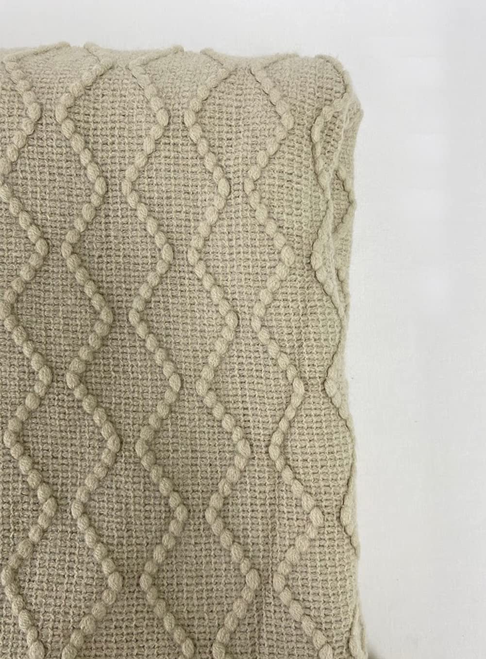 Fennco Styles Modern Textured Weave Knit Throw with Fringe 50