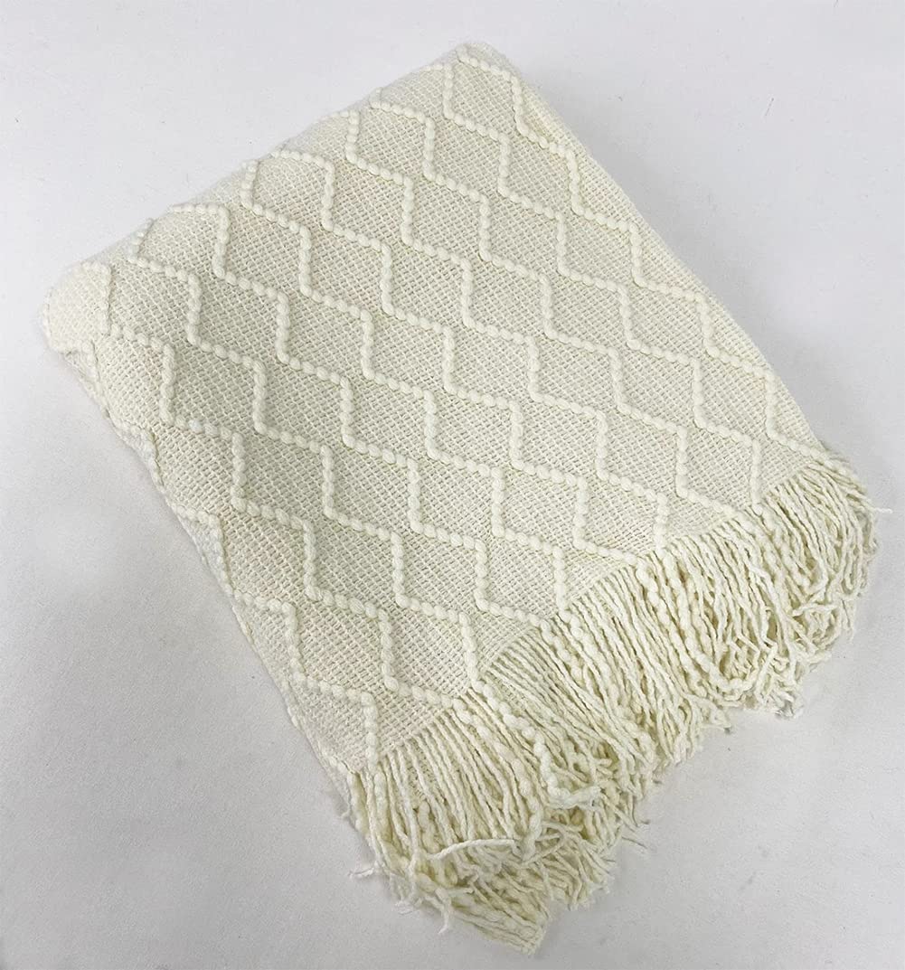 Fennco Styles Modern Textured Weave Knit Throw with Fringe 50