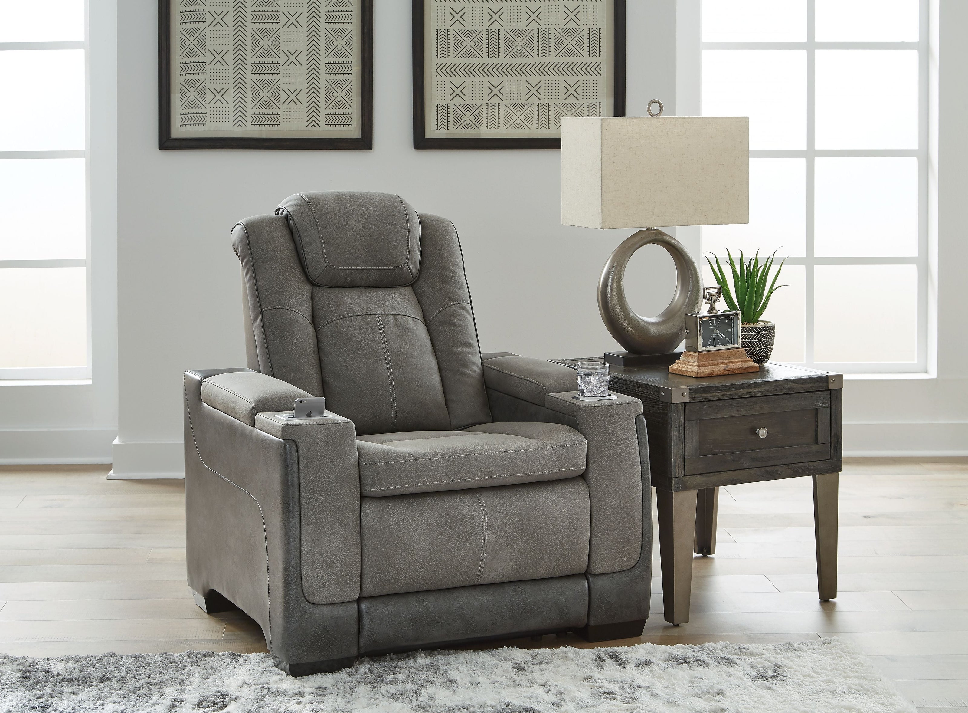 Next-Gen Durapella - Pwr Recliner/Adj Headrest