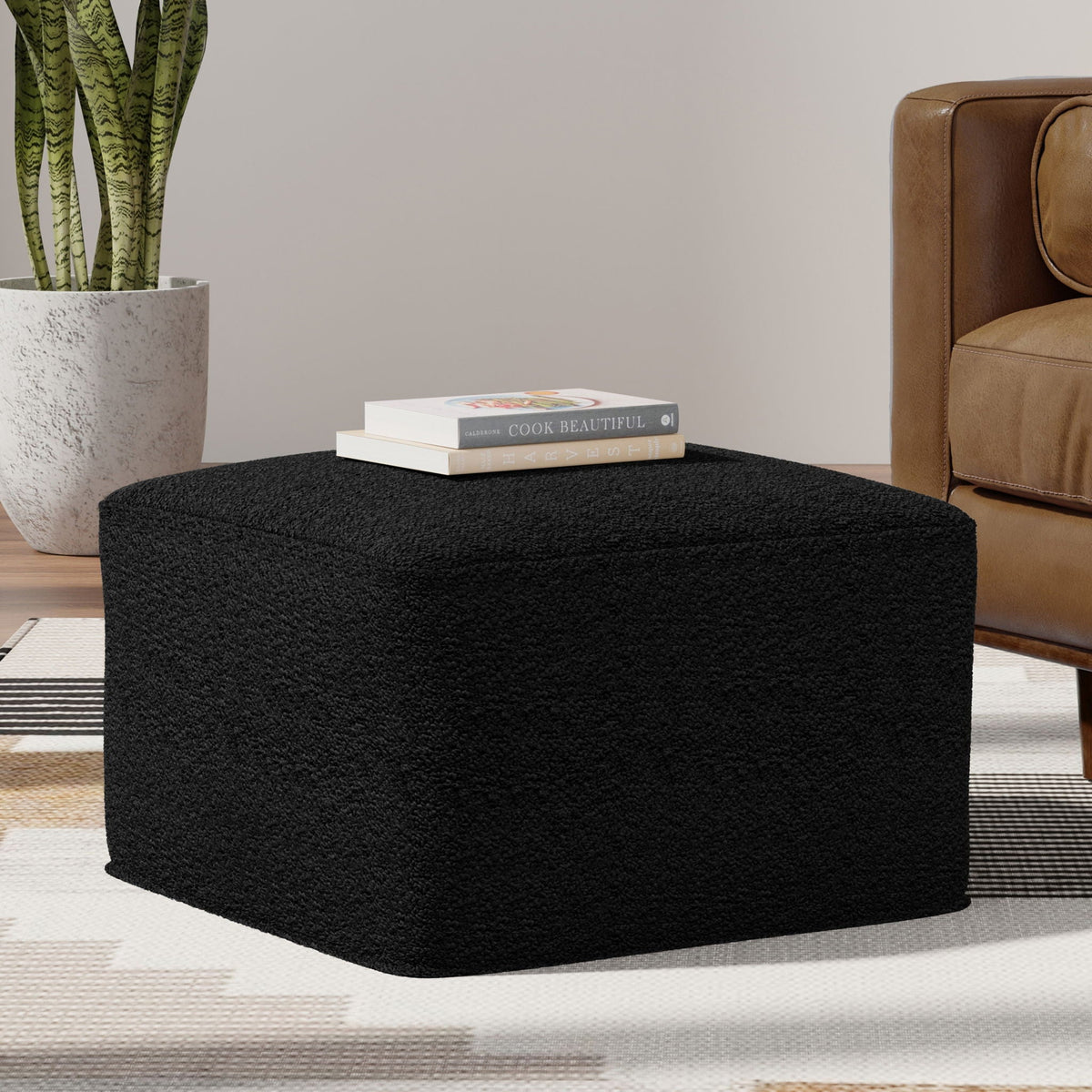 Chantal - Square Pouf