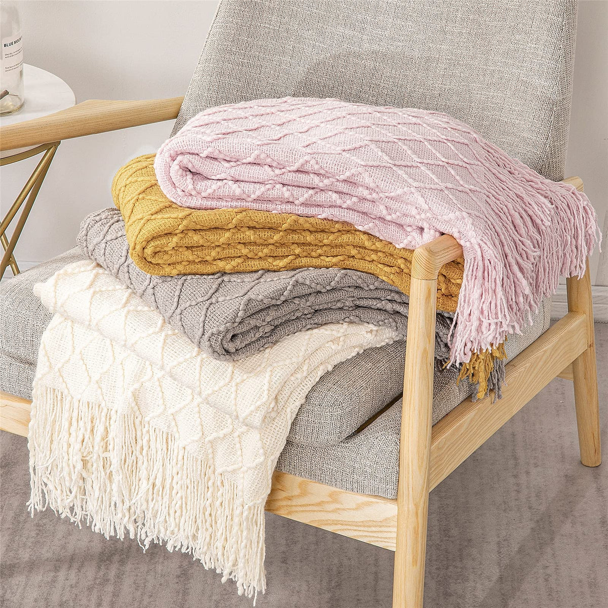 Fennco Styles Modern Textured Weave Knit Throw with Fringe 50