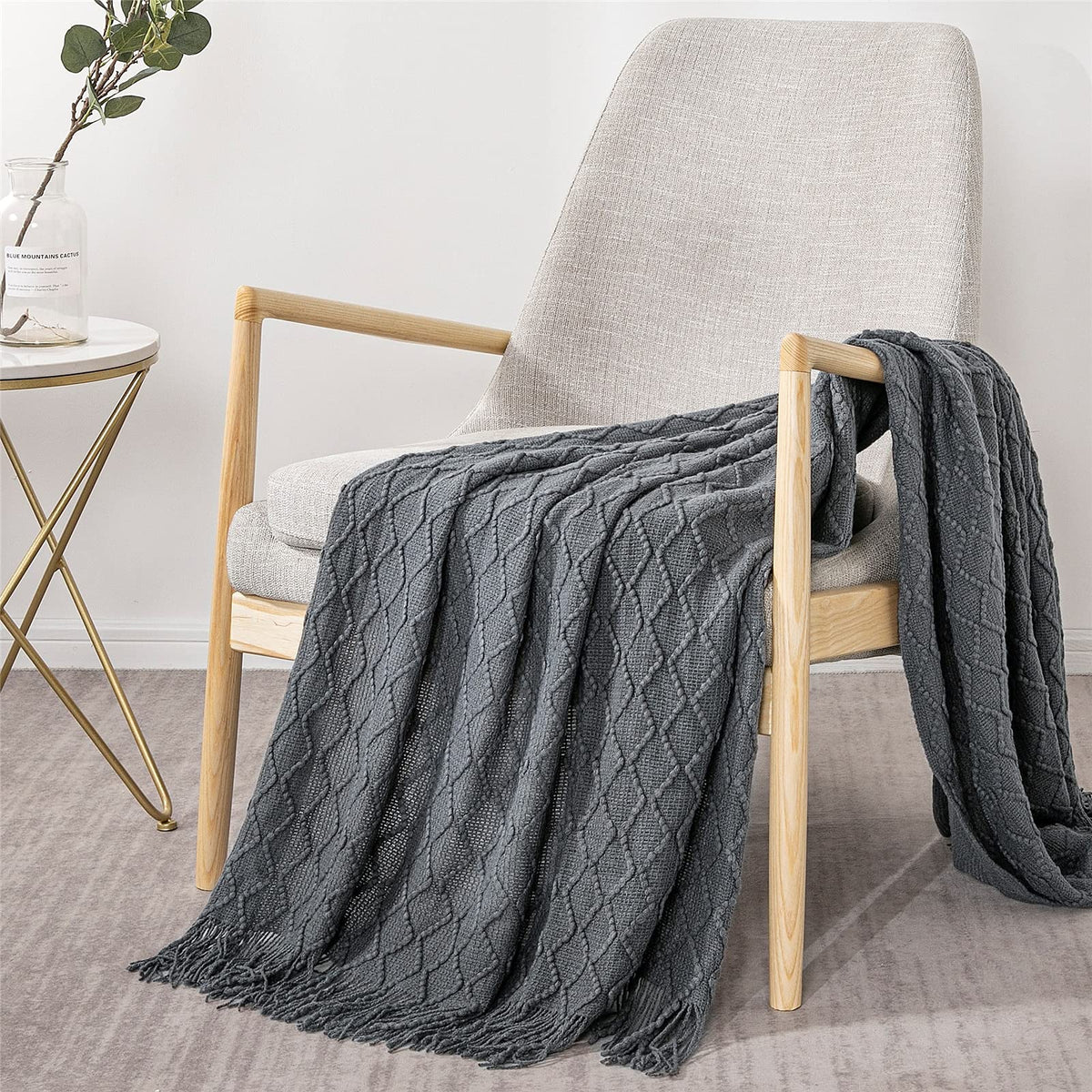 Fennco Styles Modern Textured Weave Knit Throw with Fringe 50